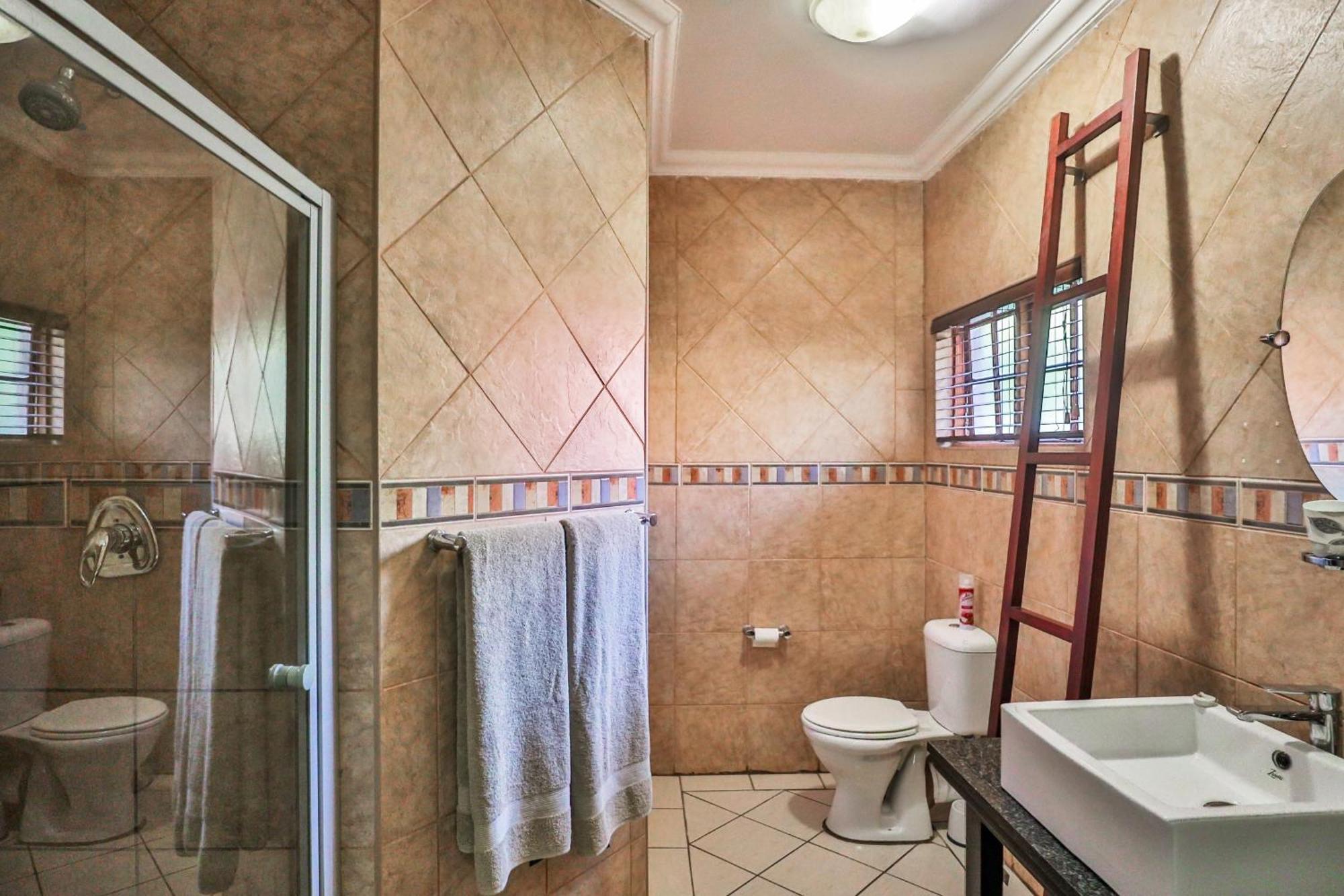 Sunset Ridge Guest House Rustenburg Ngoại thất bức ảnh