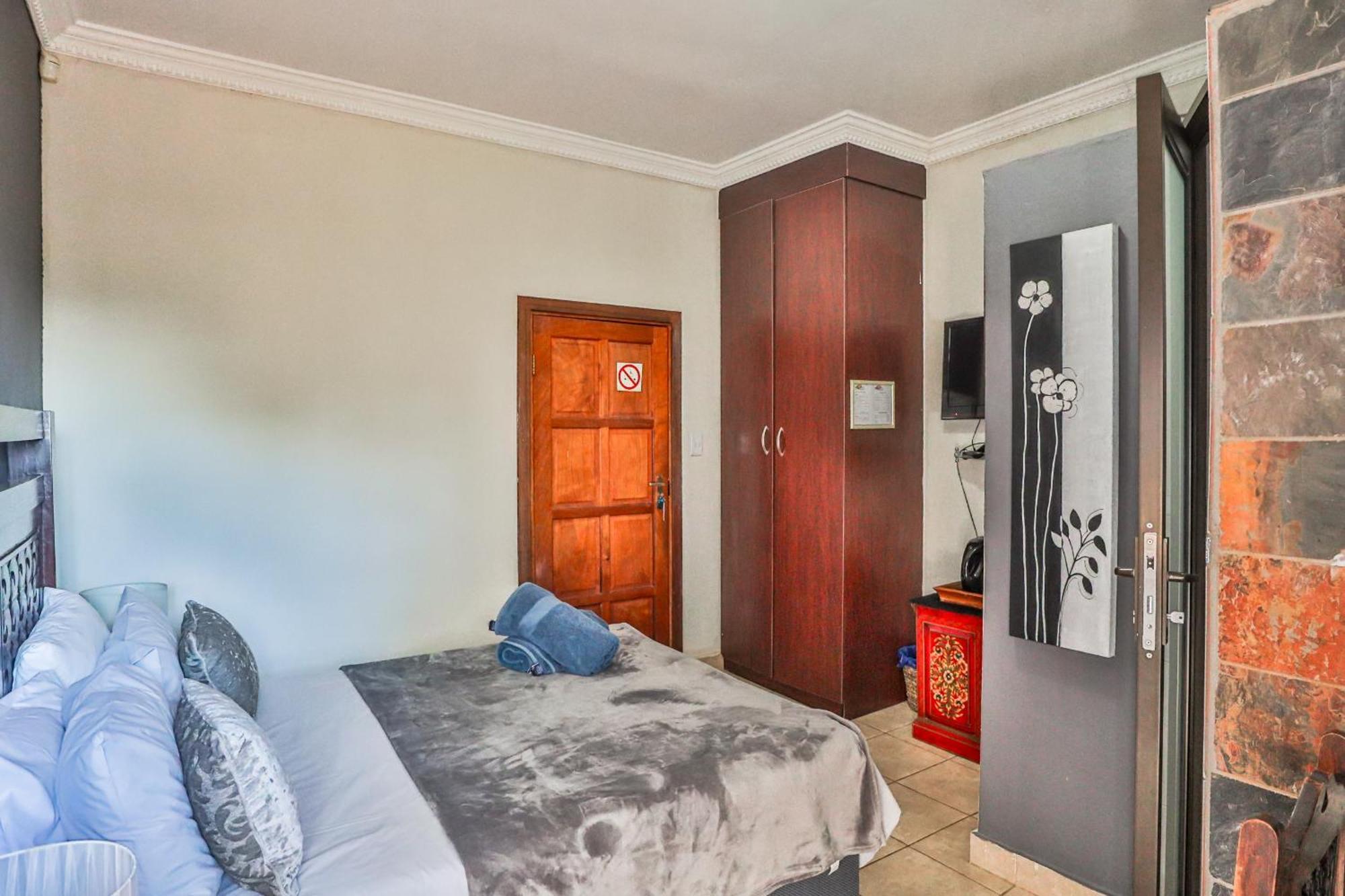 Sunset Ridge Guest House Rustenburg Ngoại thất bức ảnh